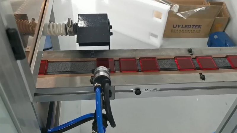 Impresora serigráfica (envase plano de un solo color), JF-104UV